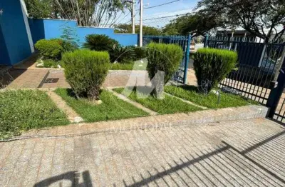 Casa (térrea na rua) 3 dormitórios/suite, cozinha planejada