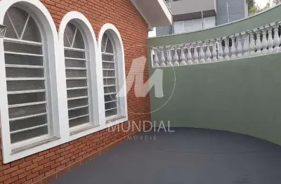 Casa (térrea na rua) 3 dormitórios/suite, cozinha planejada