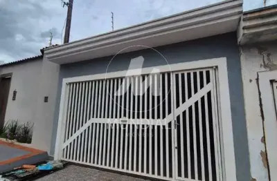 Casa (térrea na rua) 3 dormitórios/suite, cozinha planejada