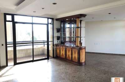 Apartamento (tipo - padrao) 4 dormitórios/suite, cozinha planejada, portaria 24 horas, salão de festa, salão de jogos, elevador, em condomínio fechado