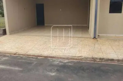 Casa (térrea em condominio) 2 dormitórios/suite, cozinha planejada, portaria 24hs, lazer, em condomínio fechado