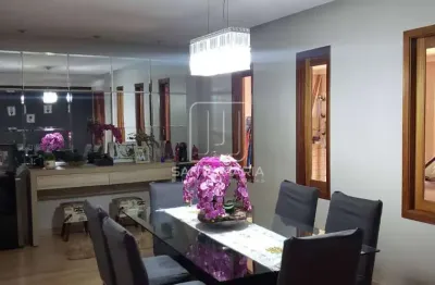 Casa (térrea na rua) 3 dormitórios/suite, cozinha planejada