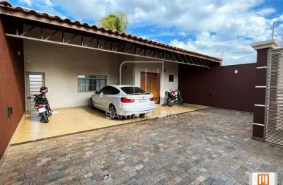 Casa (térrea na rua) 3 dormitórios/suite, cozinha planejada