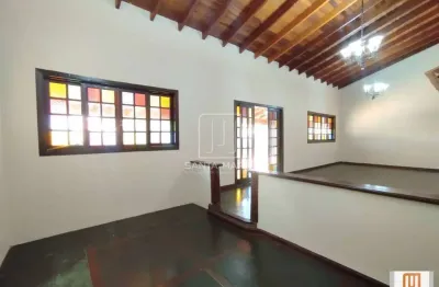 Casa (térrea na rua) 3 dormitórios/suite, cozinha planejada