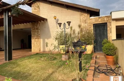 Casa (térrea em condominio) 4 dormitórios/suite, cozinha planejada, portaria 24hs, lazer, espaço gourmet, em condomínio fechado