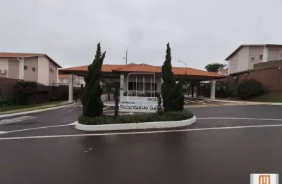 Casa (sobrado em condominio) 3 dormitórios/suite, cozinha planejada, portaria 24 horas, em condomínio fechado