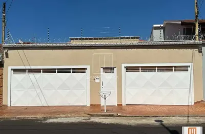 Casa (térrea na rua) 5 dormitórios/suite, cozinha planejada