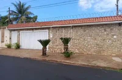 Casa (térrea na rua) 3 dormitórios/suite, cozinha planejada