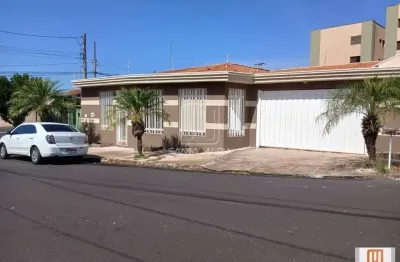 Casa (térrea na rua) 2 dormitórios/suite, cozinha planejada