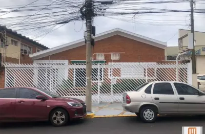 Casa (térrea na rua) 3 dormitórios/suite, cozinha planejada