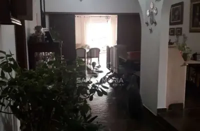 Casa (térrea na rua) 4 dormitórios/suite, cozinha planejada