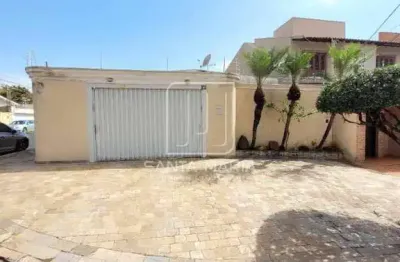 Casa (térrea na rua) 3 dormitórios/suite, cozinha planejada