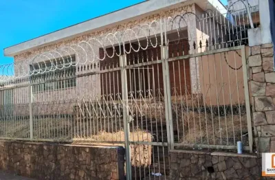 Casa (térrea na rua) 3 dormitórios, cozinha planejada