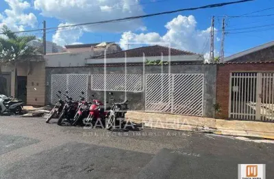 Casa (térrea na rua) 4 dormitórios/suite, cozinha planejada