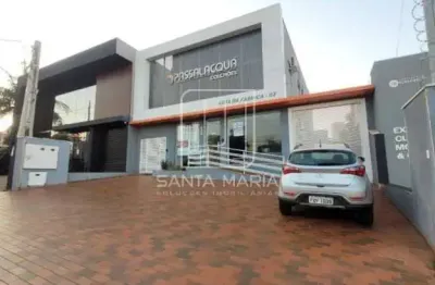 Salão/Galpão (salão - sobradinho parte inferior) 3 dormitórios