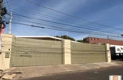 Casa (térrea na rua) 3 dormitórios/suite, cozinha planejada