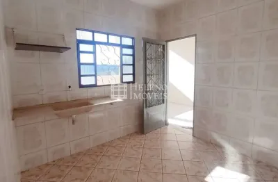 Casa com 3 quartos para alugar na Rua São Lucas, 415, Santa Cruz, Vespasiano