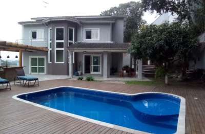 Casa à venda na Rua das Laranjeiras, Quadra 28, Parque dos Lagos, Mogi das Cruzes por R$ 2.500.000