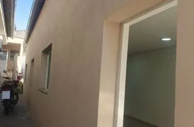 Sala comercial para alugar na vila ferreira, itaquaquecetuba  por r$ 1.800