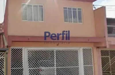 Casa com 3 quartos à venda no Jardim Santo Antônio, Suzano  por R$ 800.000