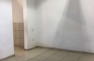 Casa com 2 quartos para alugar no Centro, Suzano 