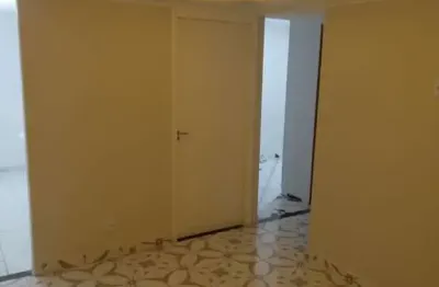 Apartamento com 2 quartos à venda no Parque Santa Rosa, Suzano  por R$ 205.000