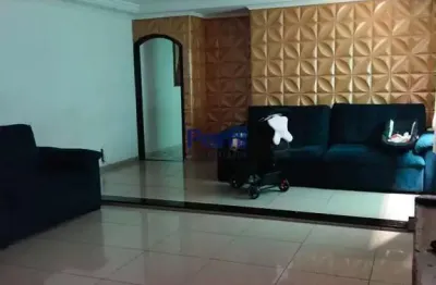 Casa com 3 quartos para alugar no Jardim dos Ipês, Suzano  por R$ 4.400