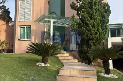 Casa com 4 quartos para alugar no Jardim Rincão, Arujá  por R$ 8.500