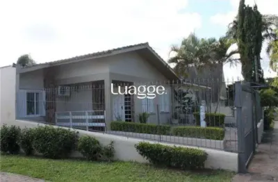 Casa para venda - 200m², 4 dormitórios, sendo 1 suites, 3 vagas - ipanema