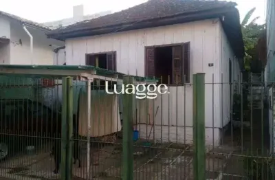 Casa com 4 quartos à venda na Rua Camaquã, 507, Camaquã, Porto Alegre