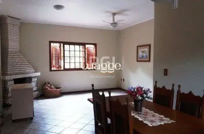 Casa para venda - 250m², 5 dormitórios, sendo 3 suites, 2 vagas - ipanema