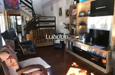 Casa condominio para venda - 216m², 3 dormitórios, sendo 1 suites, 2 vagas - tristeza