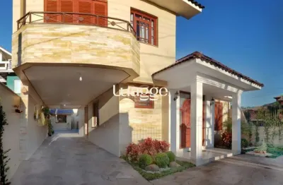 Casa para venda - 293.76m², 3 dormitórios, sendo 1 suites, 6 vagas - guarujá