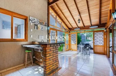 Casa para venda - 255m², 3 dormitórios, sendo 1 suites, 3 vagas - ipanema