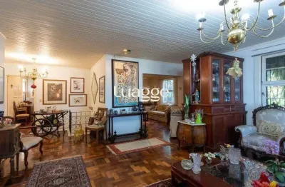 Casa para venda - 192m², 4 dormitórios, sendo 3 suites, 4 vagas - tristeza