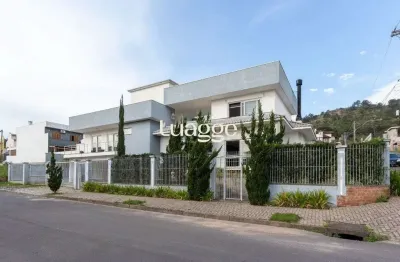 Casa para venda - 377m², 4 dormitórios, sendo 3 suites, 3 vagas - guarujá
