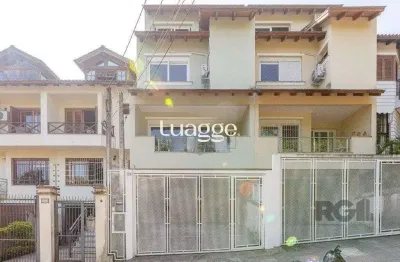 Sobrado no bairro tristeza com 3 dormitórios sendo 1 suíte e s vagas