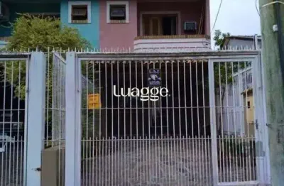 Casa | 2 dormitórios | 1 suíte | 2 vagas | piscina | sacada | bairro hípica | zona sul