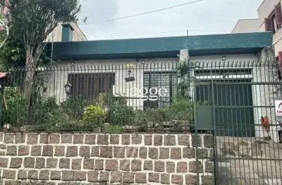 Casa com 3 quartos à venda na Rua Doutor Aurélio Py, 324, Medianeira, Porto Alegre