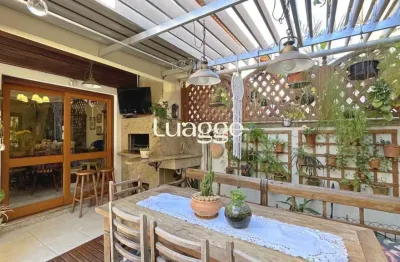 Casa em condomínio fechado com 3 quartos à venda na Avenida Eduardo Prado, 2042, Cavalhada, Porto Alegre