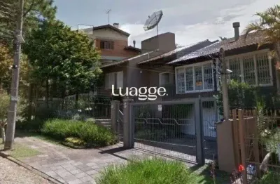 Casa residencila para locação no bairro ipanema - 326m² área total - 03 quartos sendo 01 suíte - piscina