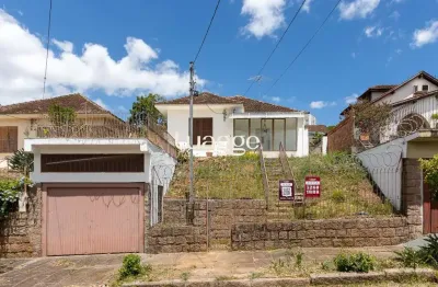 Casa com 2 quartos para alugar na Rua Oscar Tollens, 300, Santa Tereza, Porto Alegre
