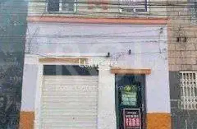 Sobrado no coração da cidade baixa. 50 m zaffari lima e silva.