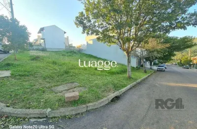 Excelente terreno de esquina de frete com área total de 210,25m2 ideal para duas construções.