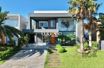 Sobrado à venda pagamento em 60x condomínio malibu beira lago com deck e piscina