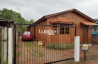 Casa com 2 quartos à venda na Rua Casemiro de Souza, 154, Vila Nova, Porto Alegre