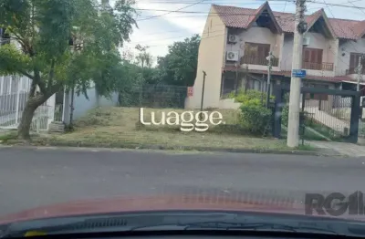 Terreno à venda na Rua Doutor Sady Soares, 137, Guarujá, Porto Alegre