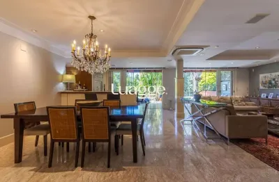 Casa em condomínio com 487m² | 4 dormitórios sendo 4 suítes, 3 vagas, no bairro três figueiras, porto alegre