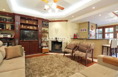 Casa mobiliada com 381m², 4 dormitórios no bairro chacara das pedras
