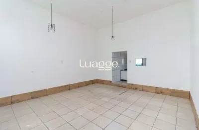 Loja para locação com 120m² de área total, sendo 114m² de área privativa.